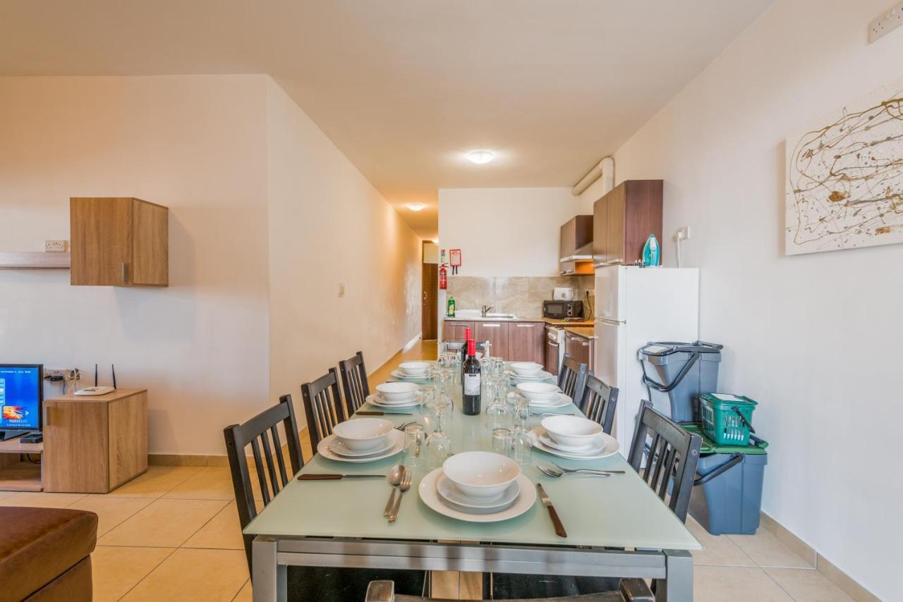 Seashells Apartments With Terrace, Just Off The Seafront In Bugibba - By Getawaysmalta St. Paul's Bay Luaran gambar