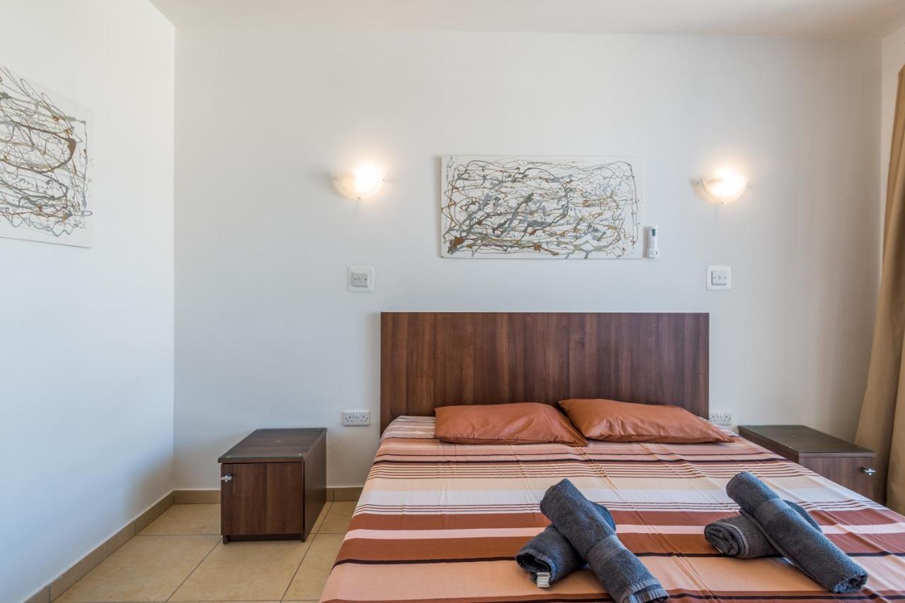 Seashells Apartments With Terrace, Just Off The Seafront In Bugibba - By Getawaysmalta St. Paul's Bay Luaran gambar