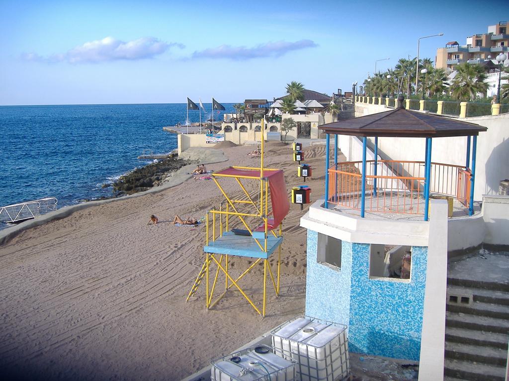 Seashells Apartments With Terrace, Just Off The Seafront In Bugibba - By Getawaysmalta St. Paul's Bay Bilik gambar
