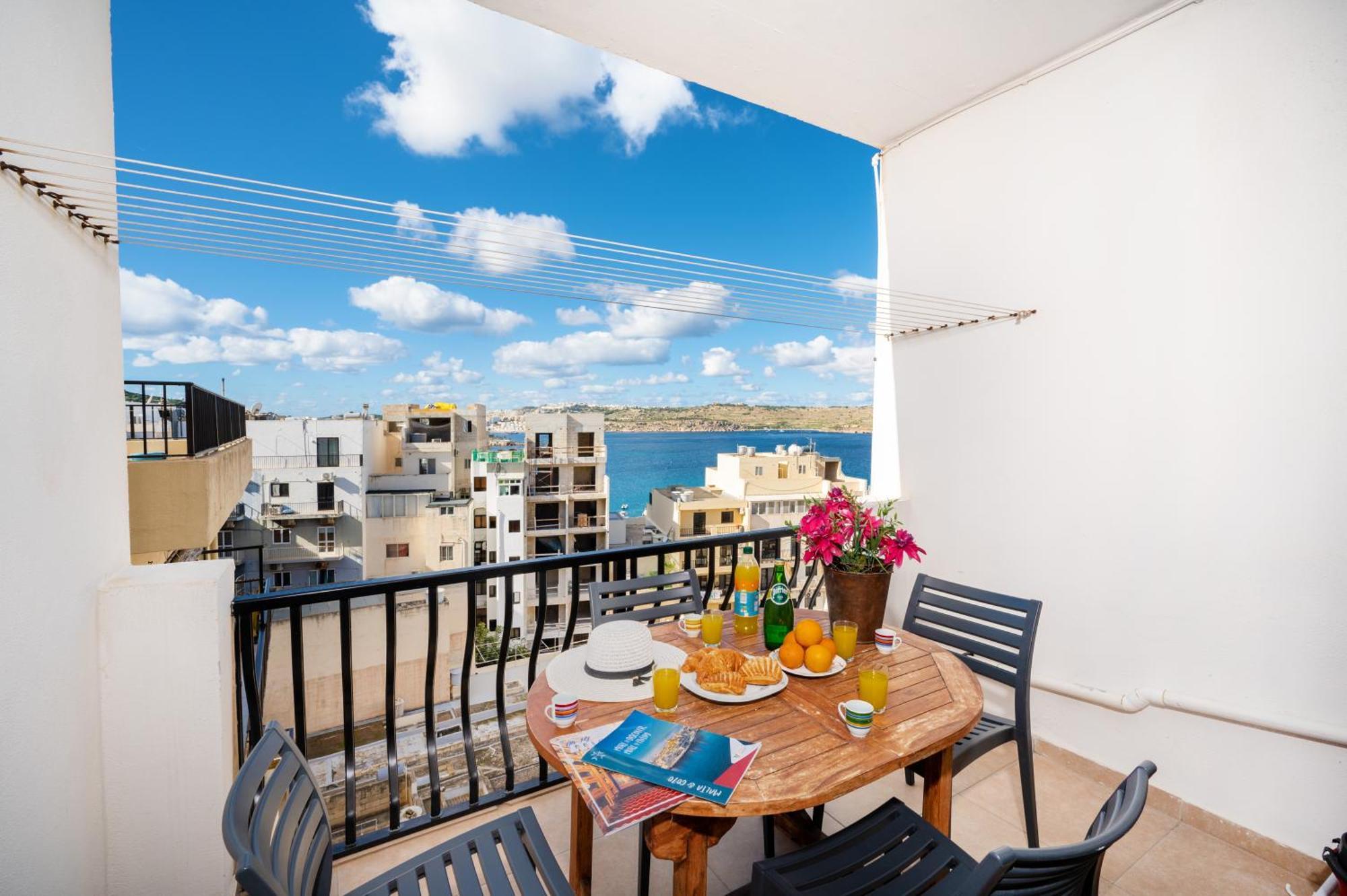 Seashells Apartments With Terrace, Just Off The Seafront In Bugibba - By Getawaysmalta St. Paul's Bay Luaran gambar
