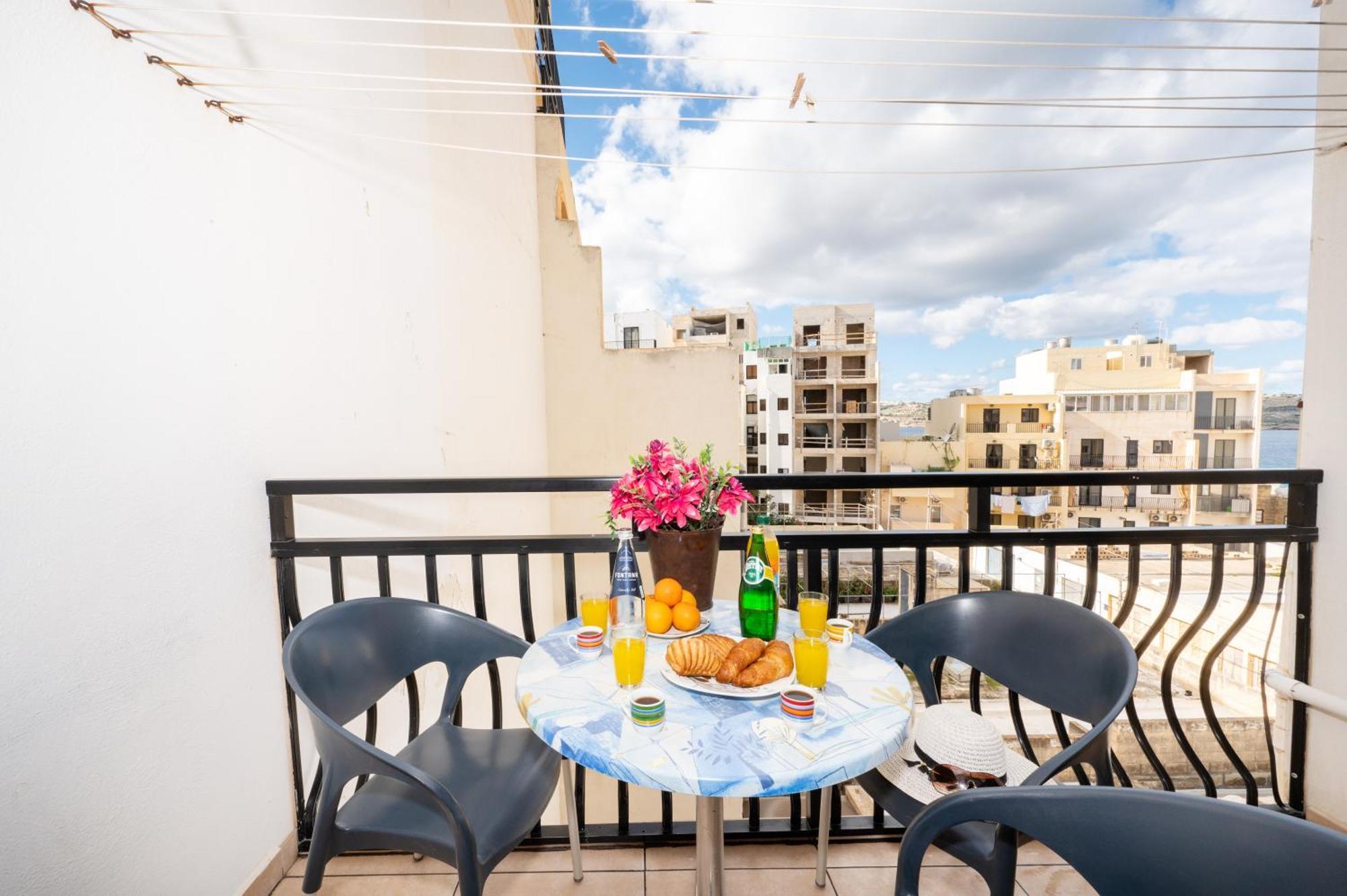 Seashells Apartments With Terrace, Just Off The Seafront In Bugibba - By Getawaysmalta St. Paul's Bay Luaran gambar