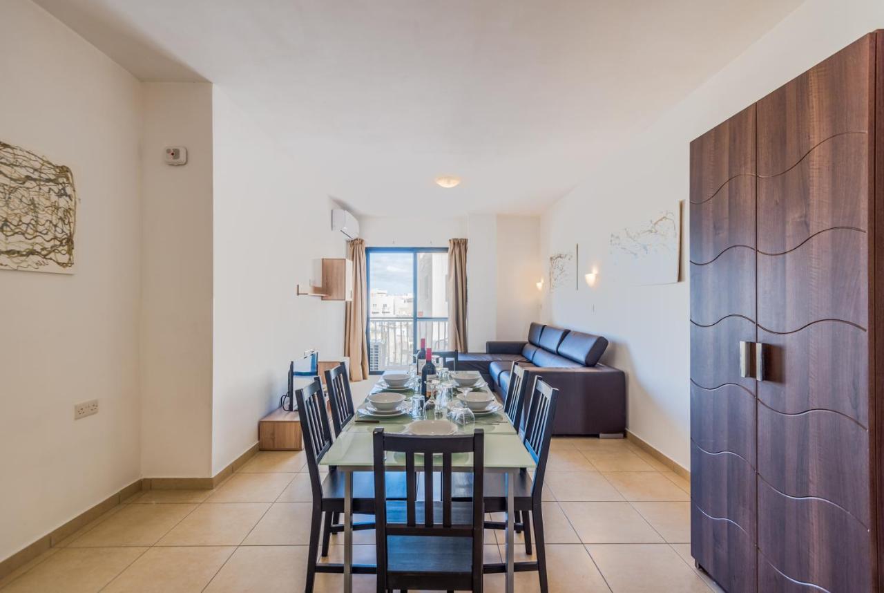 Seashells Apartments With Terrace, Just Off The Seafront In Bugibba - By Getawaysmalta St. Paul's Bay Luaran gambar