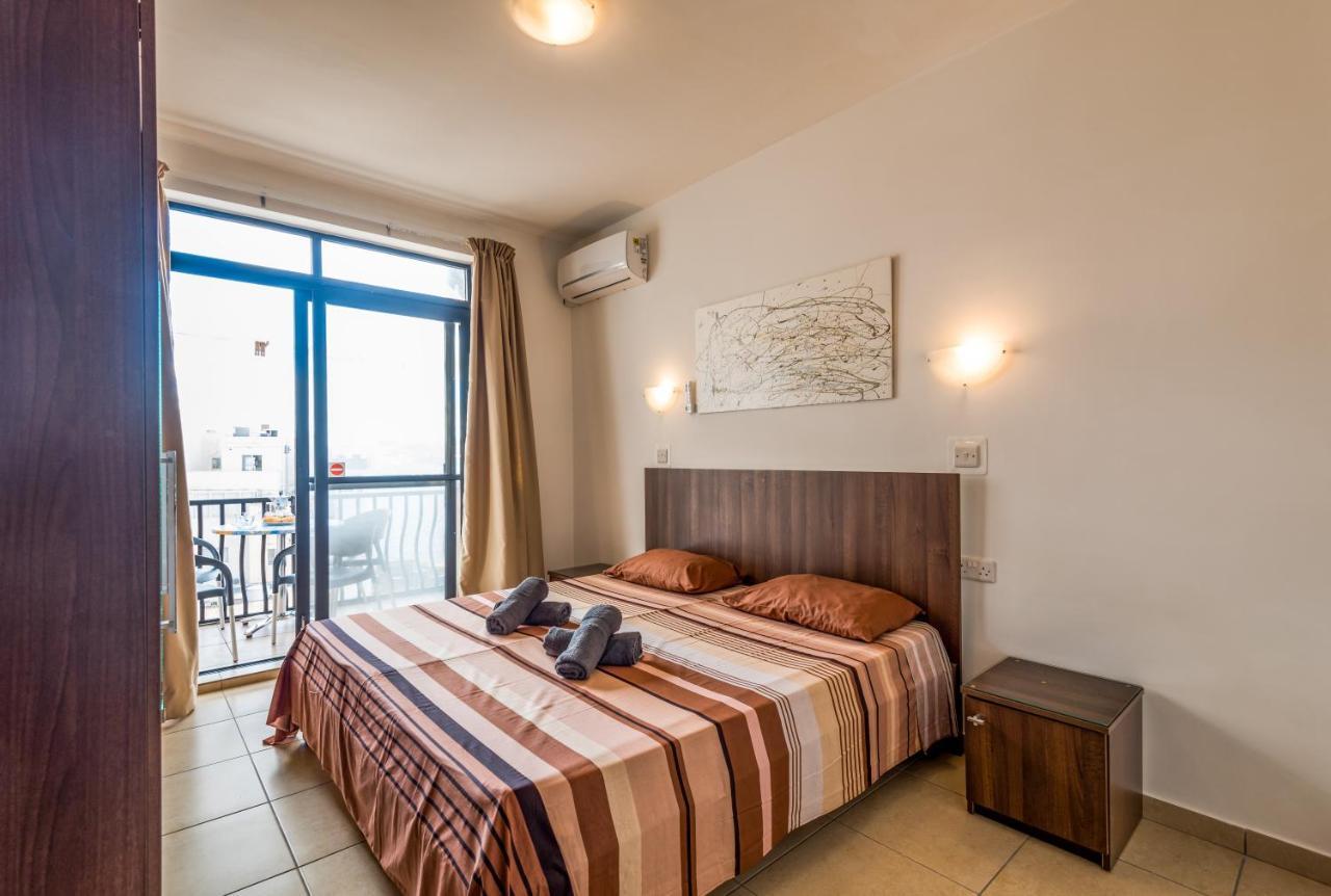 Seashells Apartments With Terrace, Just Off The Seafront In Bugibba - By Getawaysmalta St. Paul's Bay Luaran gambar