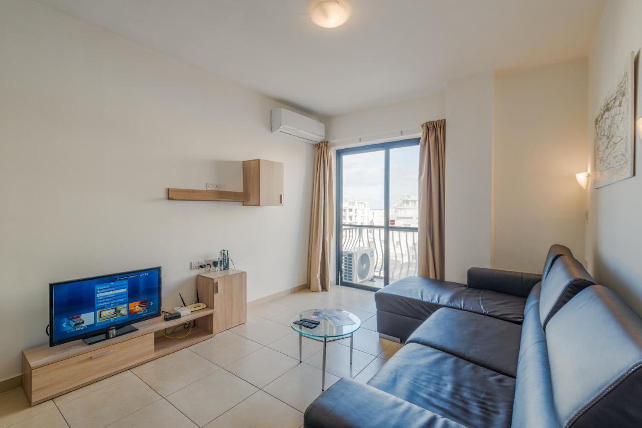 Seashells Apartments With Terrace, Just Off The Seafront In Bugibba - By Getawaysmalta St. Paul's Bay Luaran gambar